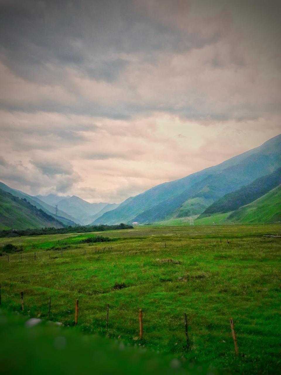 Hotel Twins Achkhoti Kazbegi Exterior foto